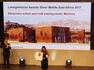 Lire la suite à propos de l’article Une architecte marocaine remporte l’un des prix LafargeHolcim édition 2017
