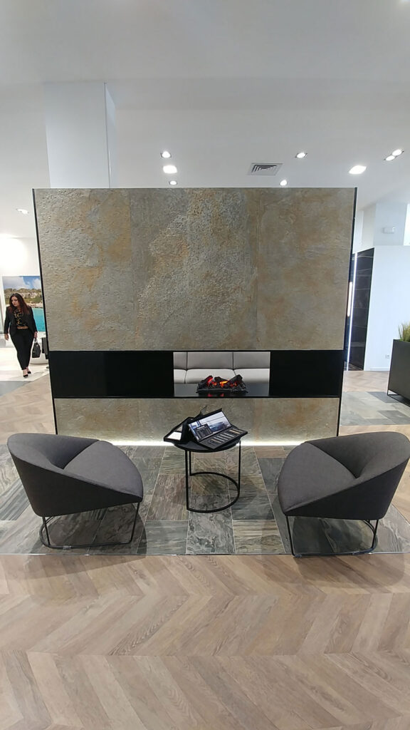 Sanitaires expobain porcelanosa mabani