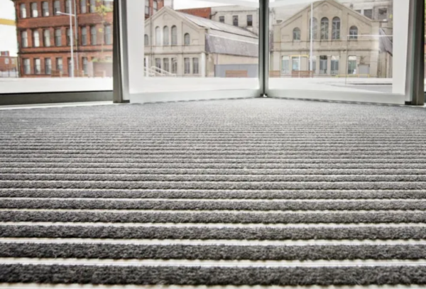 TAPIS D`ENTREE BARRE EN ALUMINIUM FORBO FLOORING