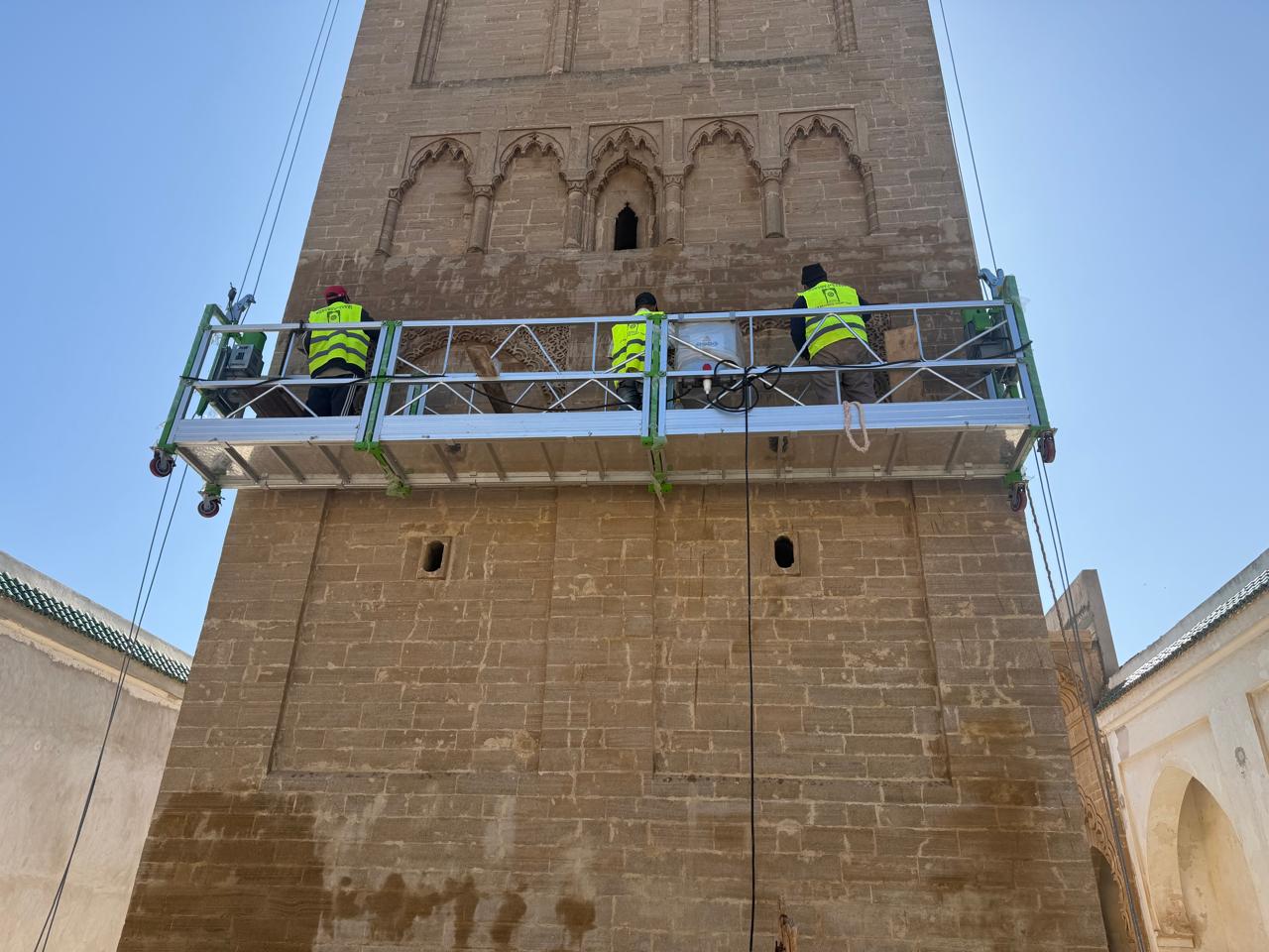 You are currently viewing NACELLE SUSPENDUE ELECTRIQUE A CABLE